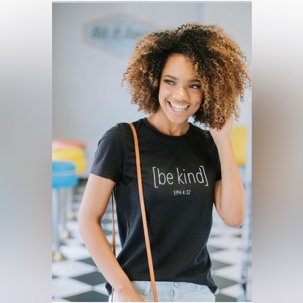 NWOT DaySpring Candace Bure Collection Be Kind EPH 4:32 Black & White Tee Shirt